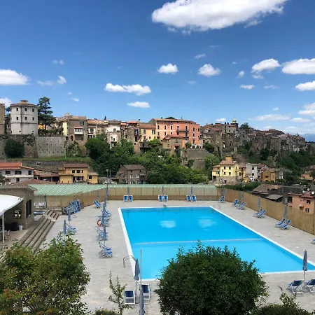 Le Rocce SantʼAgata deʼ Goti