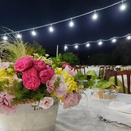 Le Rocce Bed & Breakfast
