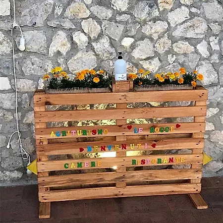 Le Rocce SantʼAgata deʼ Goti
