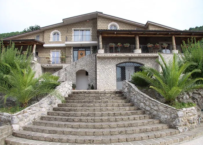 Le Rocce فندق مبيت وإفطار