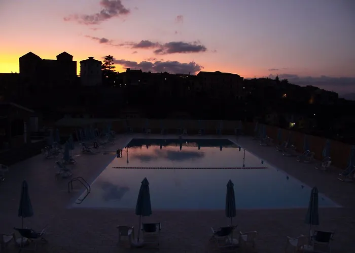 فندق مبيت وإفطار Le Rocce