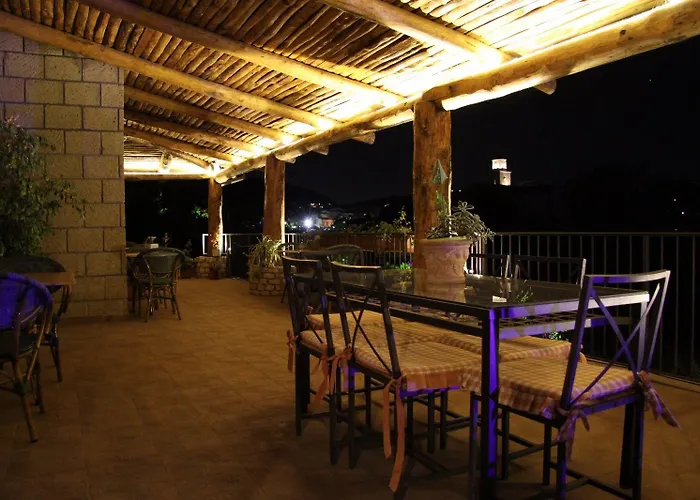 Le Rocce 4* SantʼAgata deʼ Goti