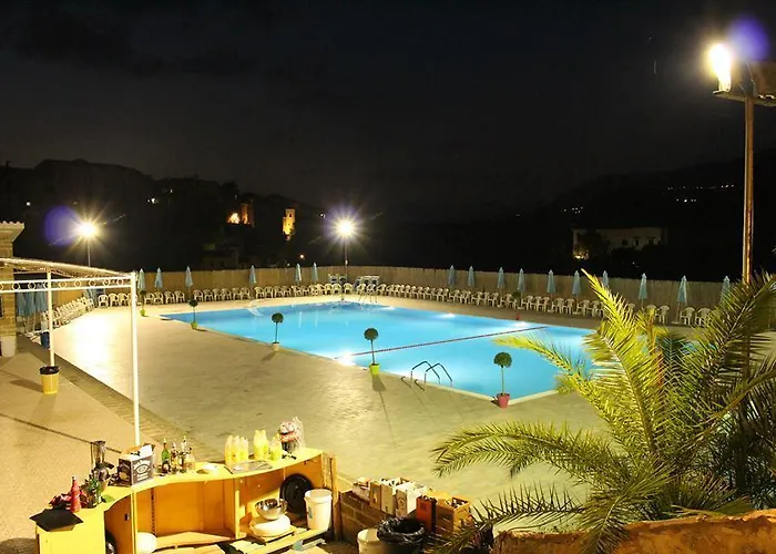 Le Rocce فندق مبيت وإفطار 4*