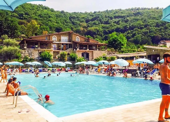 Le Rocce 4* SantʼAgata deʼ Goti